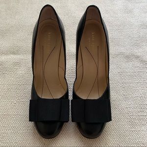 Kate Spade black round toe heels with bow